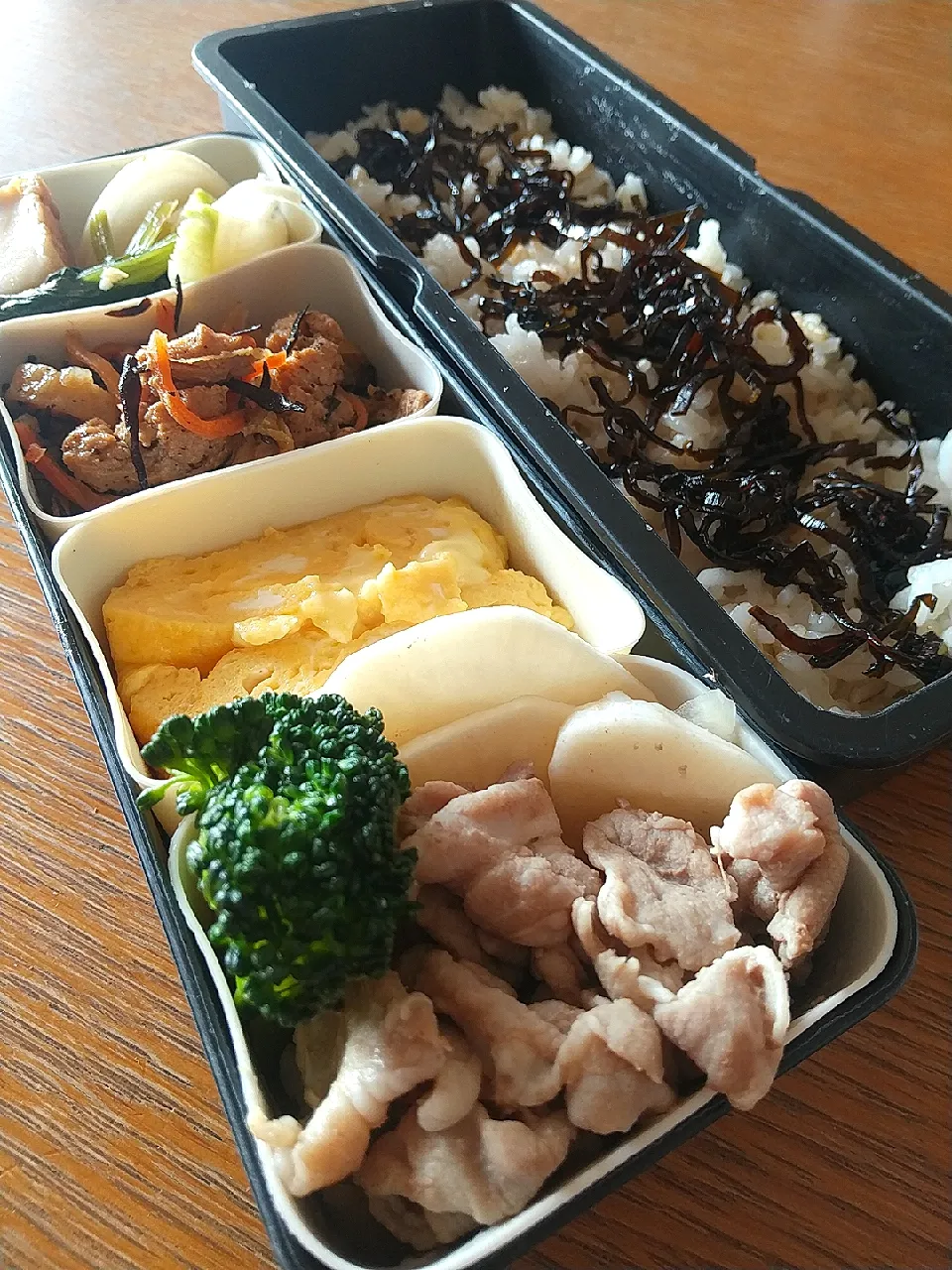 金曜アルモンデ弁当|まきごろうさん