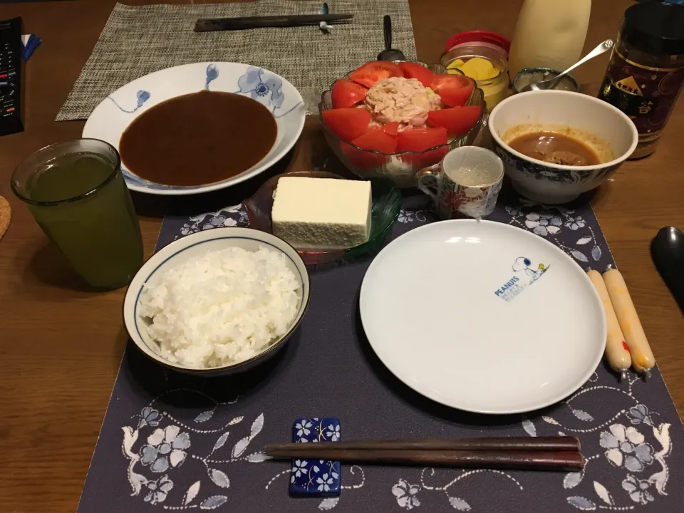 カレー、ご飯、サラダ(夕飯)|enarinさん