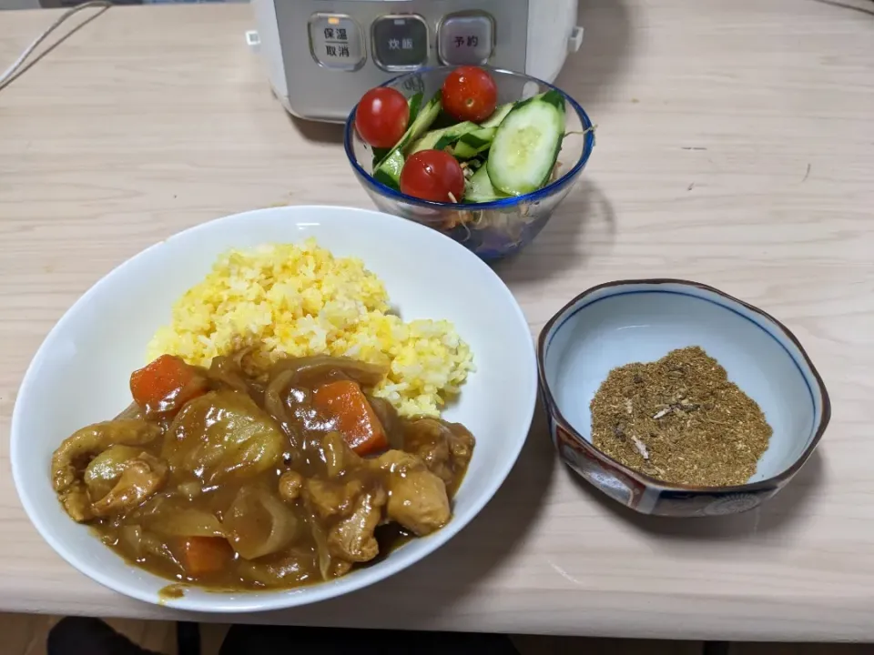 栗原はるみさんのカレールー初を取説見ながら栗原はるみさんオススメ香辛料揃えて（右横が）|Tarou  Masayukiさん