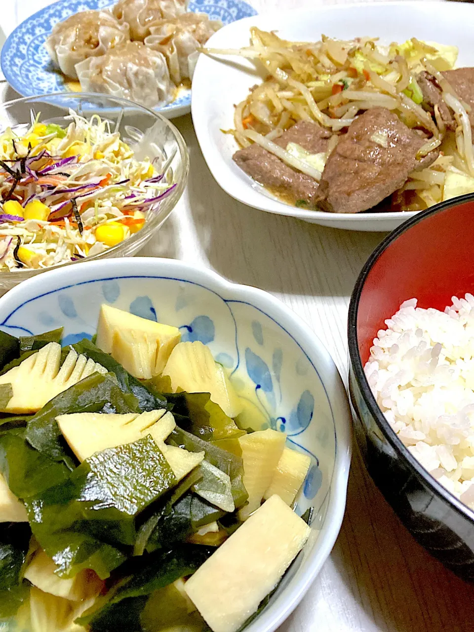 若竹煮、レバーの野菜炒め、シウマイ、サラダ|Ayaさん