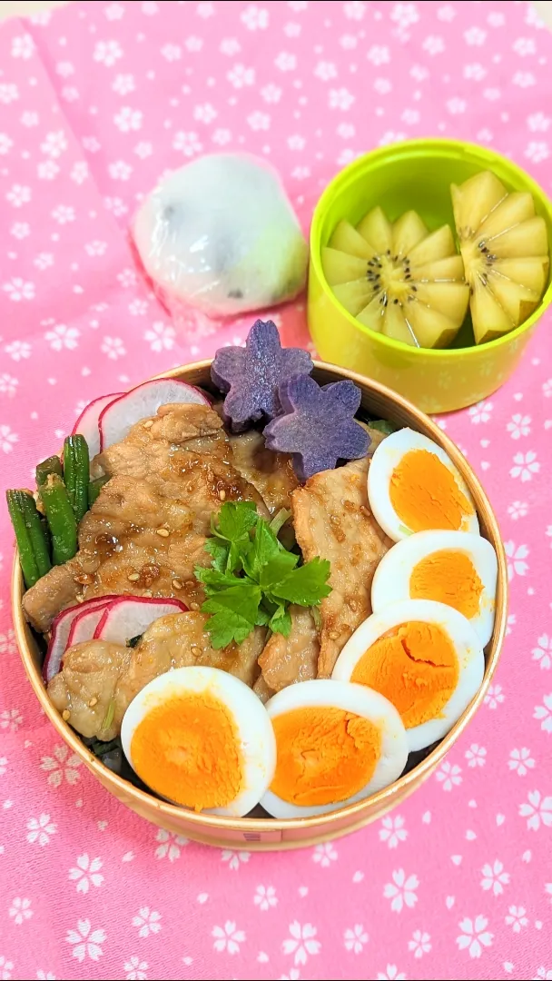 本日のお弁当〜イチロッタさんのお料理〜。野彩たっぷり、豚の生姜焼き〜弁当|f.1125beさん