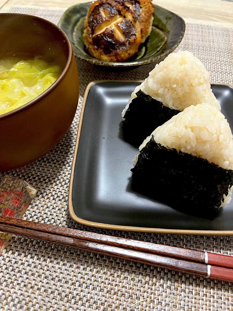 今日の夜ごはん~ほんだしおにぎり~|ゆかｕさん