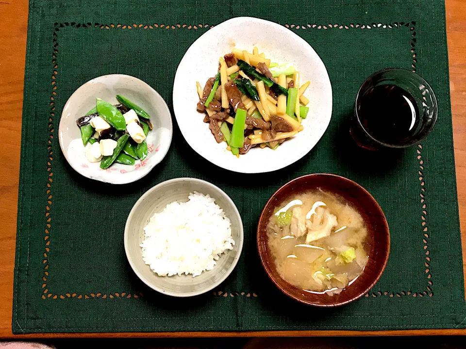 主菜　牛肉、たけのこ、小松菜🥬炒め物|柚子きりかさん