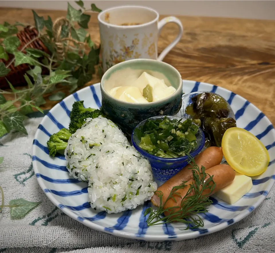 豆腐もどきの朝ごはん|くまちゃんさん