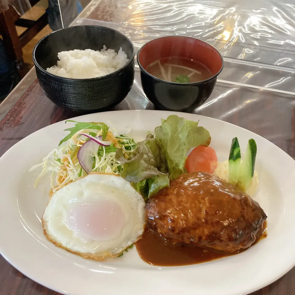 ハンバーグランチ|ちゃみこさん