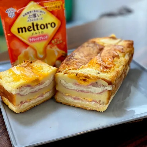 「meltoro ラクレットブレンド（4枚入り）」を使ってみたSnapdishの料理・レシピ写真:クロックムッシュケーキ