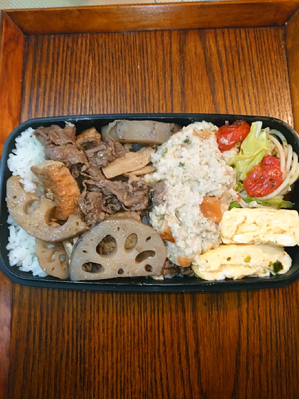 牛肉とレンコンの煮物弁当|to coさん