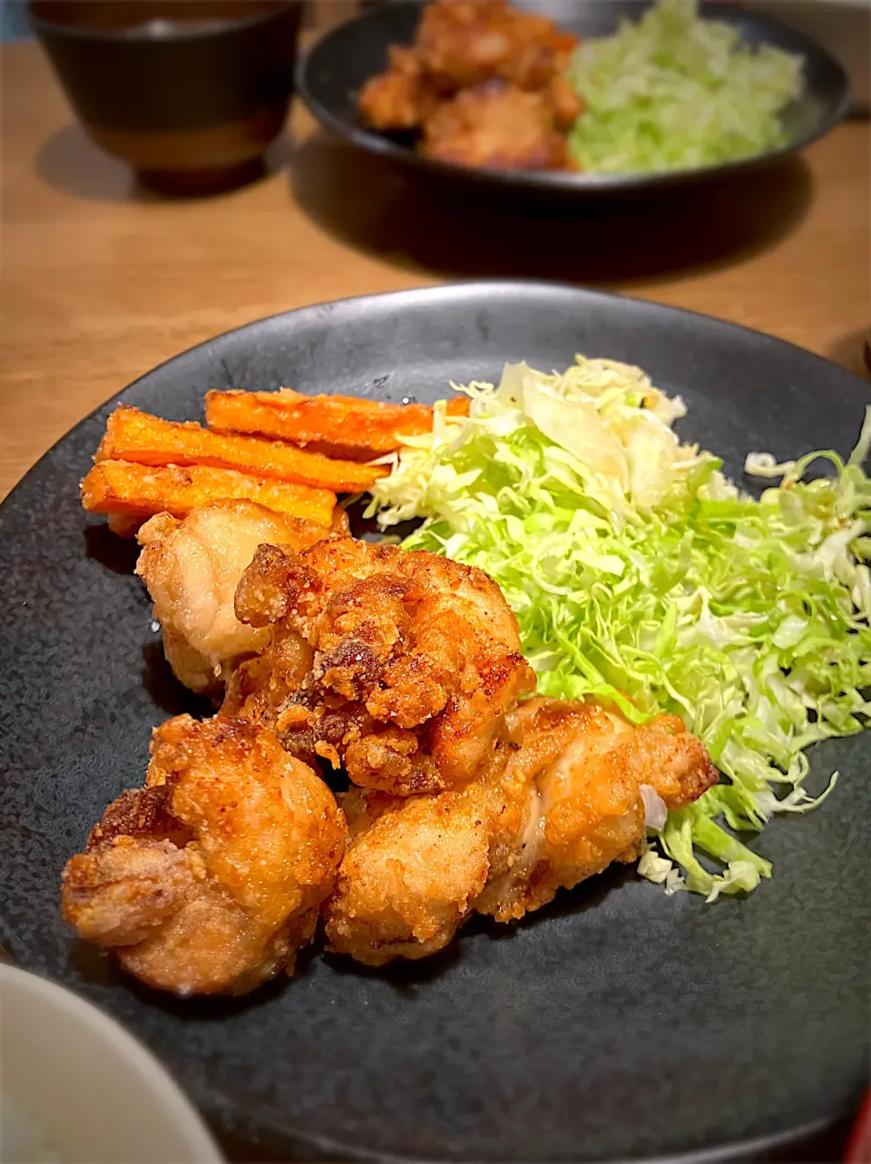 唐揚げ　鶏ももとにんじん|メガネ食堂さん