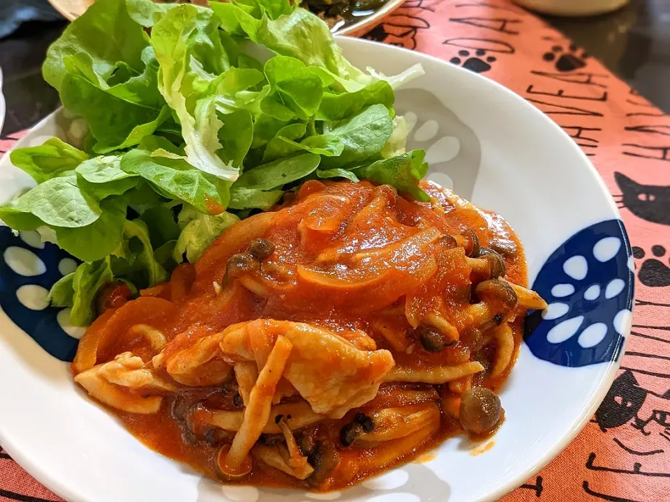 鶏肉のトマトソース煮込み✩.*˚|奈津美さん