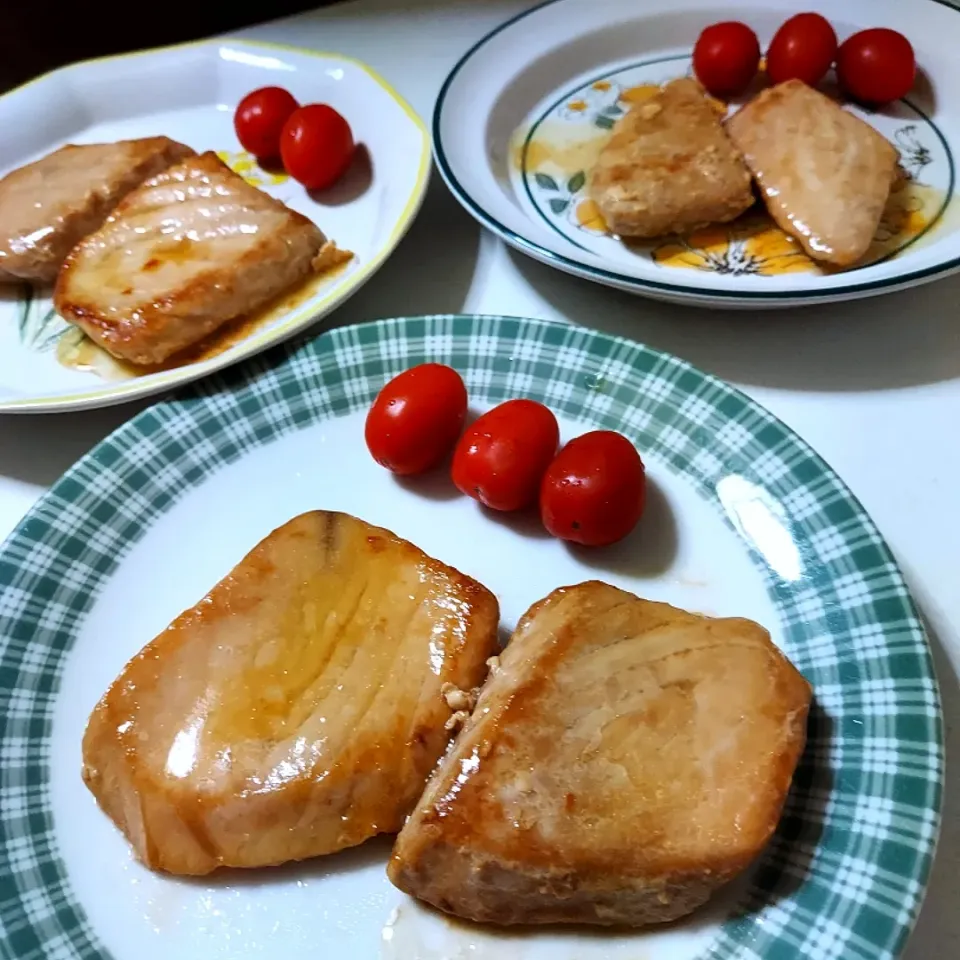 カジキマグロのバターしょうゆ焼き|あかね空さん