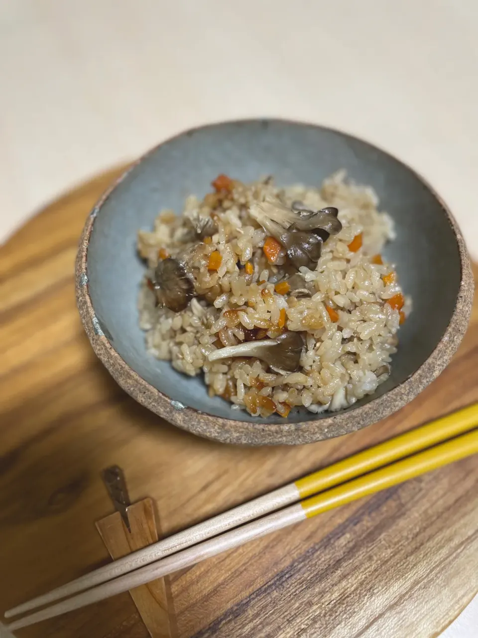 Snapdishの料理写真:醤舞茸炊き込みご飯|sonokoさん