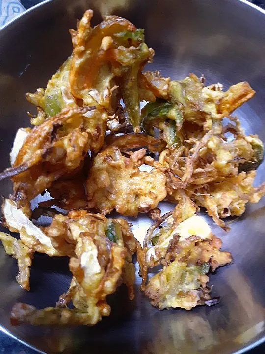 Vegetable pakoda|Ezhil Kさん