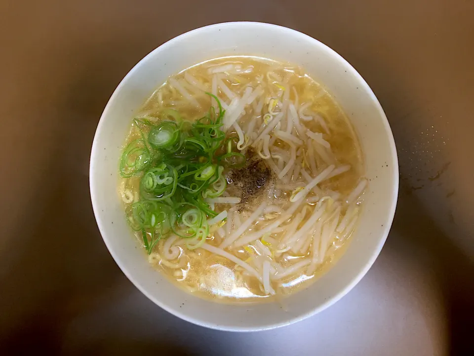 マルちゃん正麺 旨塩味(もやし入)|ばーさんさん