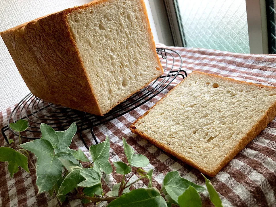 ＊全粒粉入りモチモチ角食🍞＊|＊抹茶＊さん