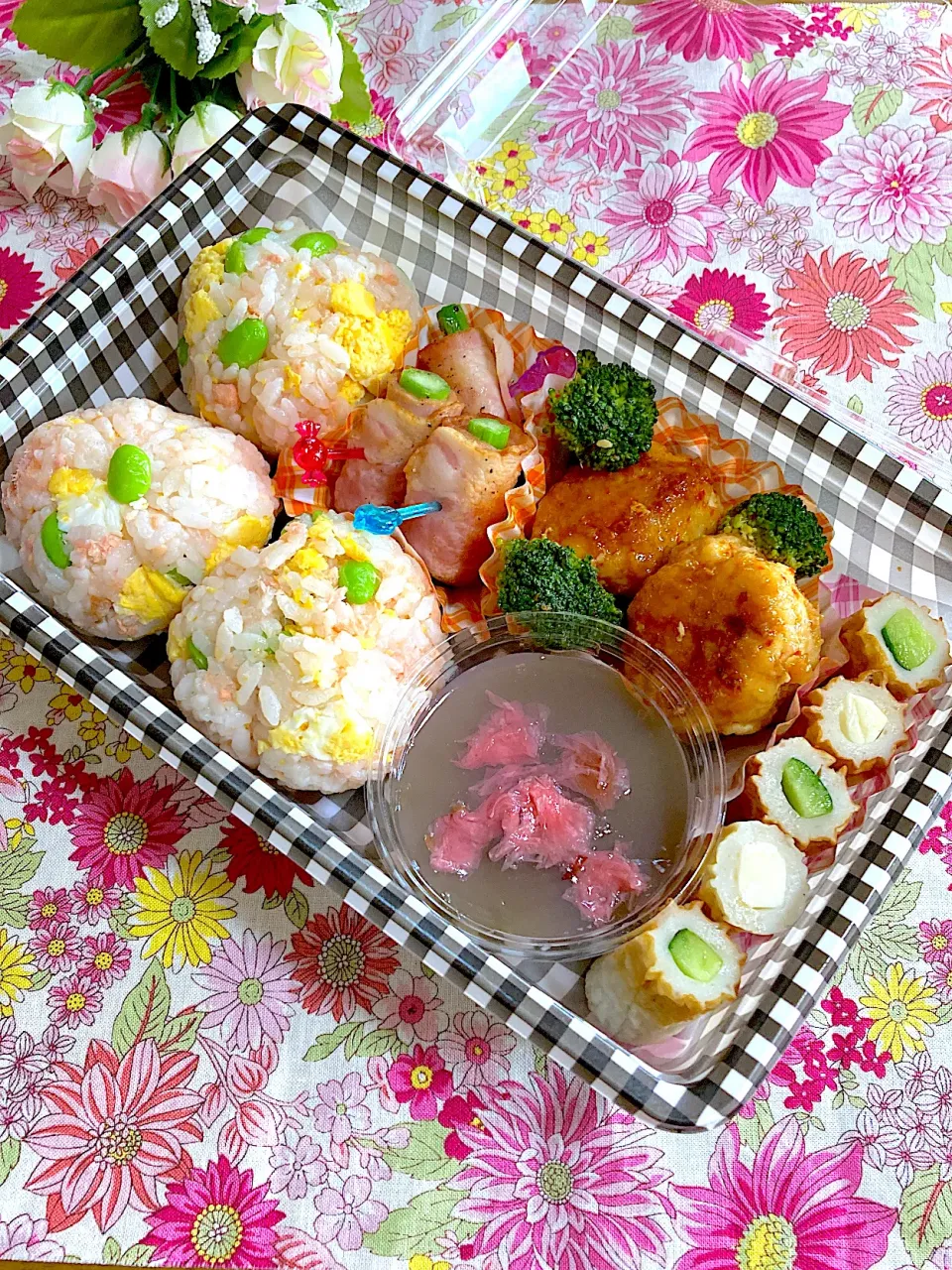 お花見弁当🌸|ringonamaさん