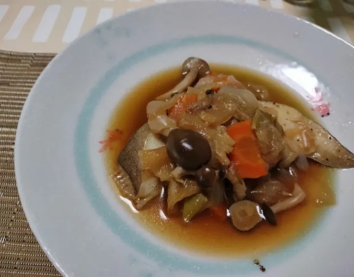 残り物野菜とカレイの煮つけ|ちーたまさん