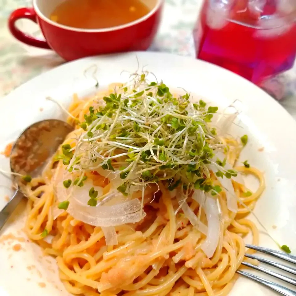 Snapdishの料理写真:絶品明太子パスタ|うたかた。さん