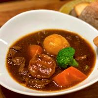 白ワインで作るビーフシチュー☺︎