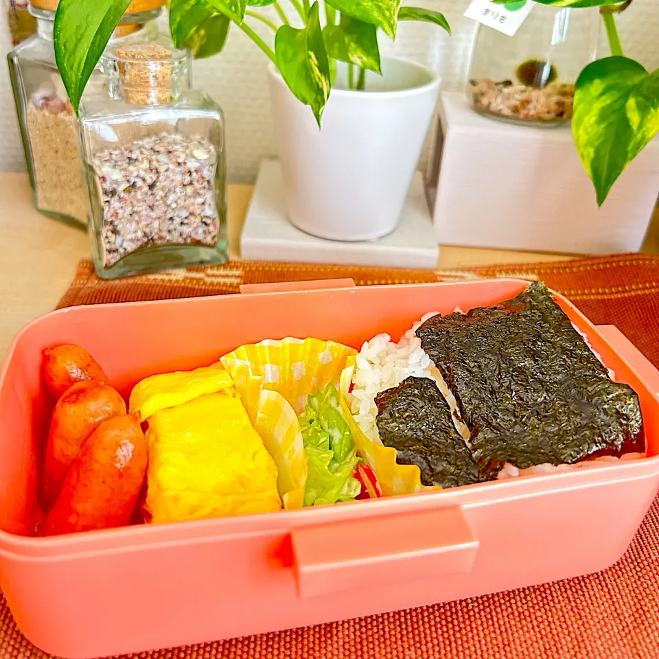 次男作　初お弁当🍱|だまさん