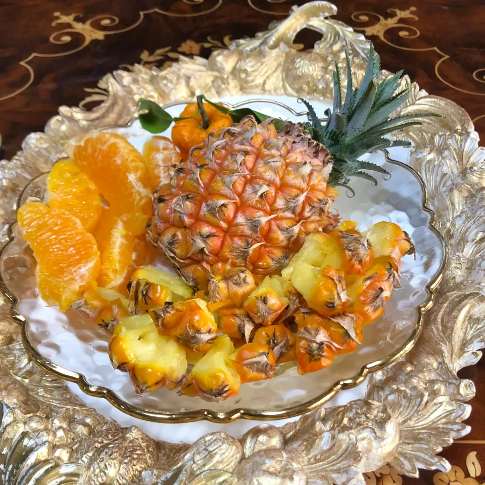 沖縄スナックパイン🍍蒲郡樹熟デコポン🍊|henryさん