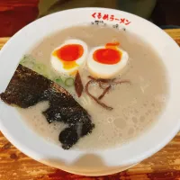 Snapdishの料理写真:ラーメンぼたもち　煮卵ラーメン|コージ💫さん