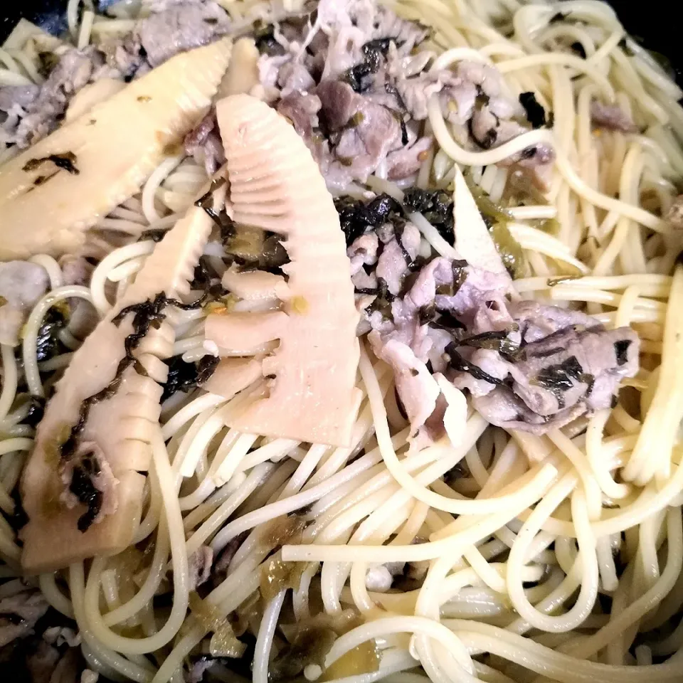 筍　冷凍豚コマ　高菜漬の
　パスタ😄|miimiさん