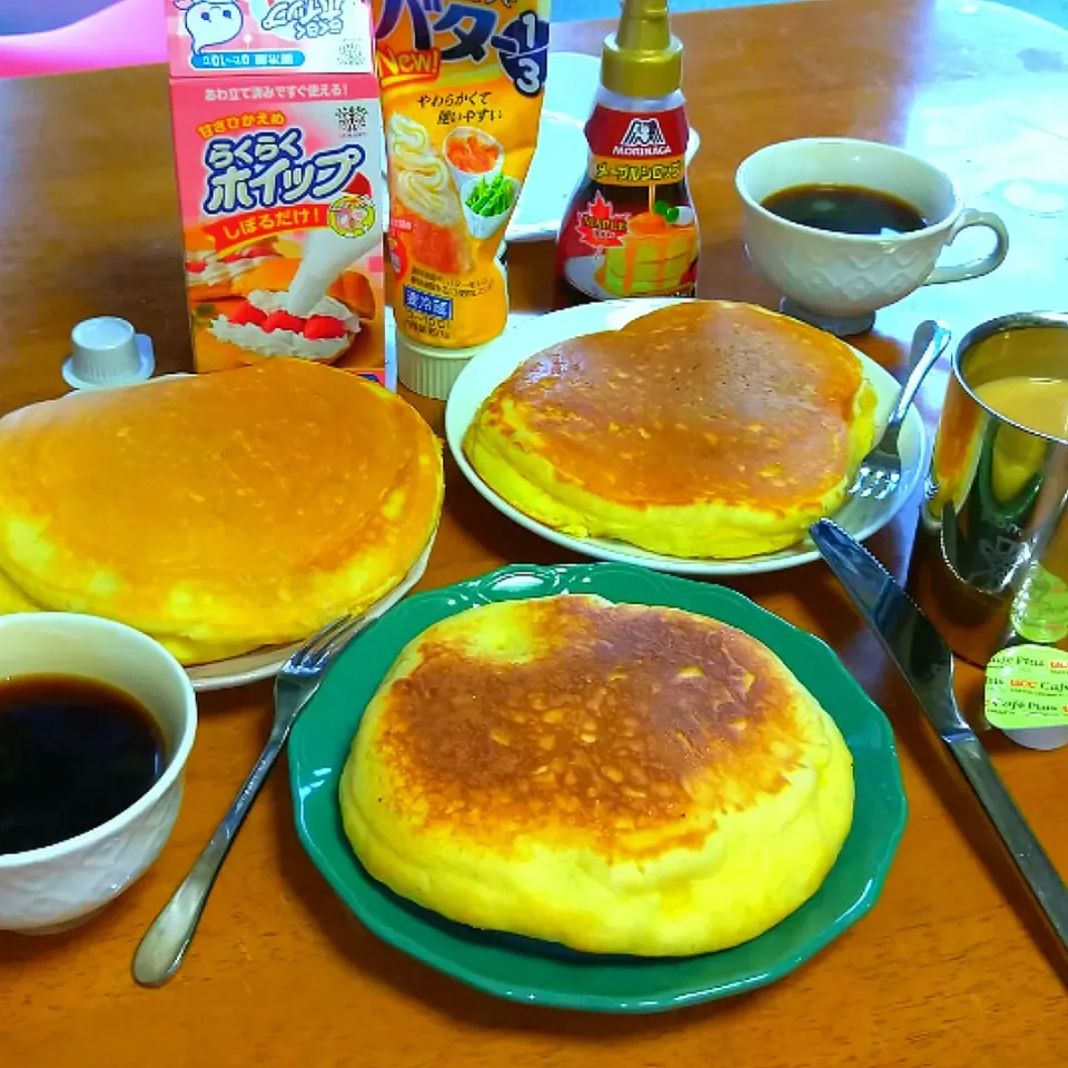 厚焼きパンケーキ🥞|とししいたけさん