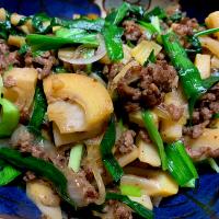 たけのこ　ニラ　ひき肉のオイスターソース炒め