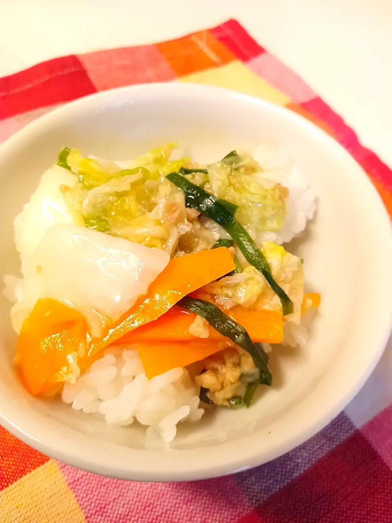 うま塩だれ白菜丼で朝ごはん🍚|めめさん