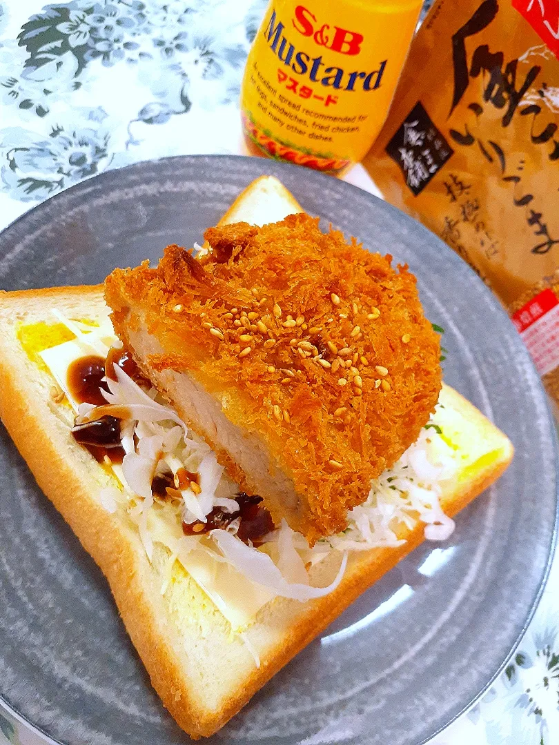 Snapdishの料理写真:🔷日曜日のとんかつサンド🥪20230430🔷|@きなこさん