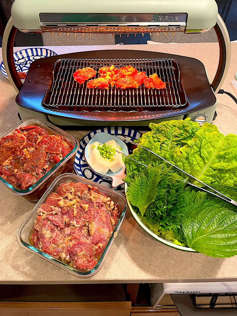 Snapdishの料理写真:サンチュ🥬で焼き肉！|Mayumiさん