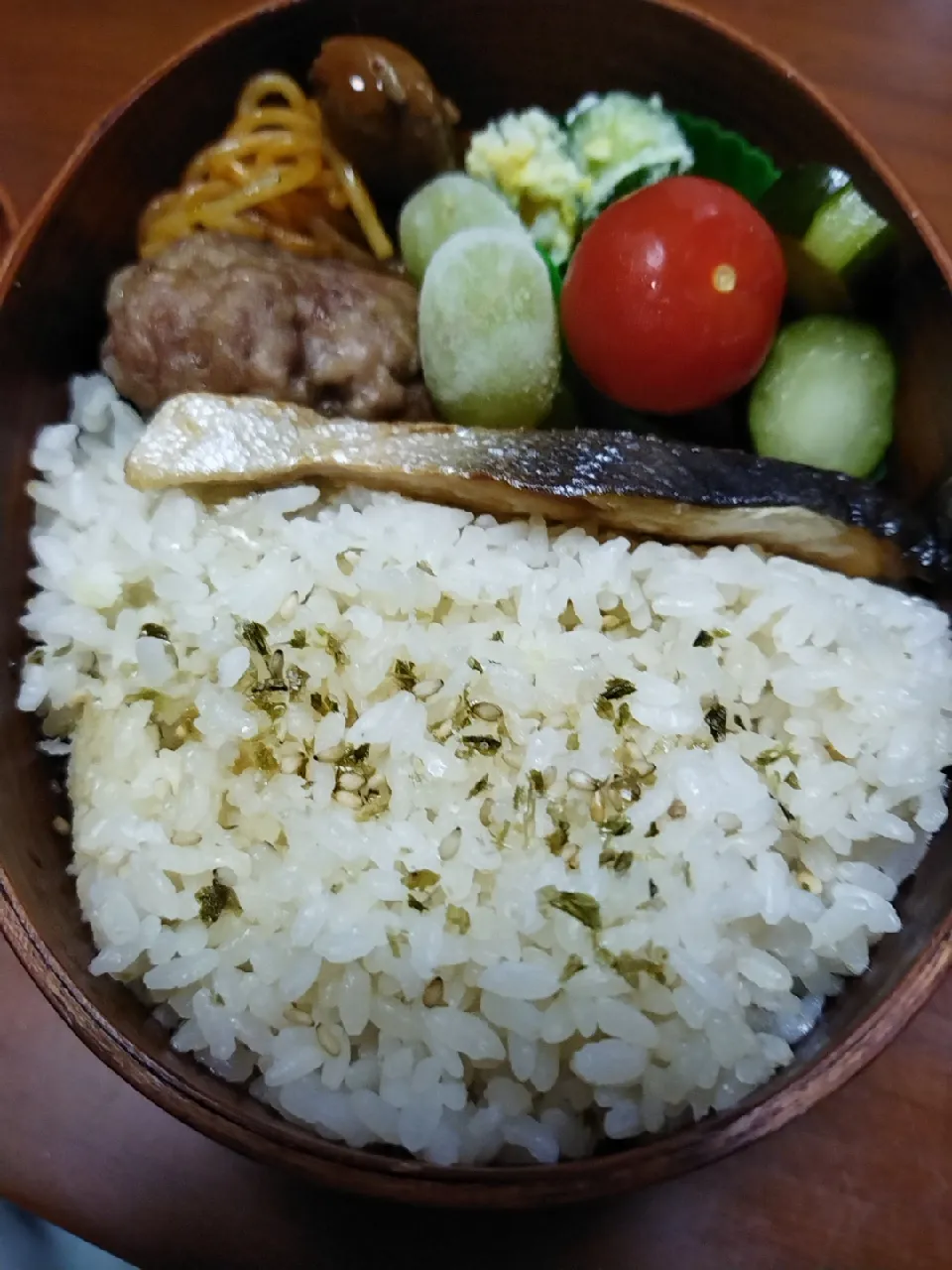 Snapdishの料理写真:高校生男子曲げわっぱ弁当|JUNさん