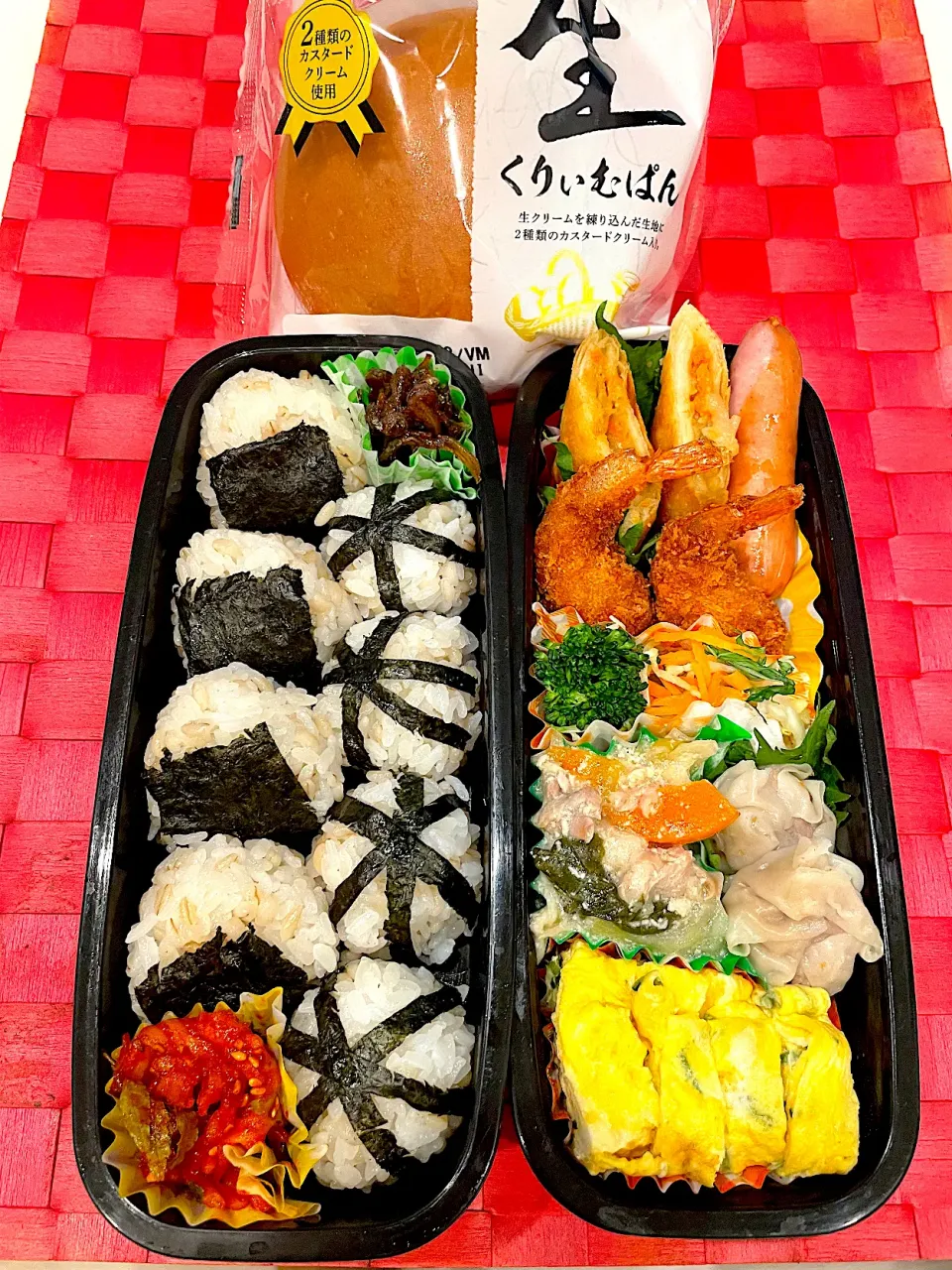 中学生息子のお弁当🍱 海老フライと春巻きとおにぎり弁当🍱|Snow10さん