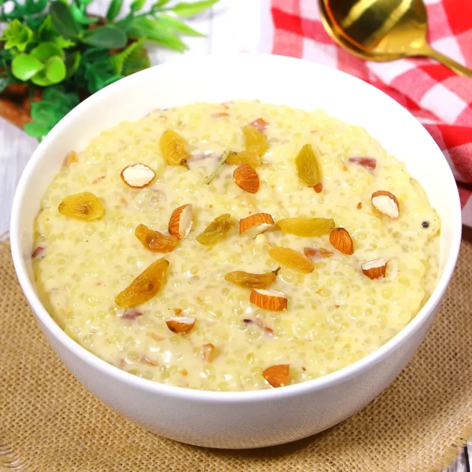 Custard Sabudana Kheer |  রাজকীয় স্বাদের পুষ্টিকর সাগুদানা ক্ষীর Sabudana Kheer|Recipes By Fizaさん