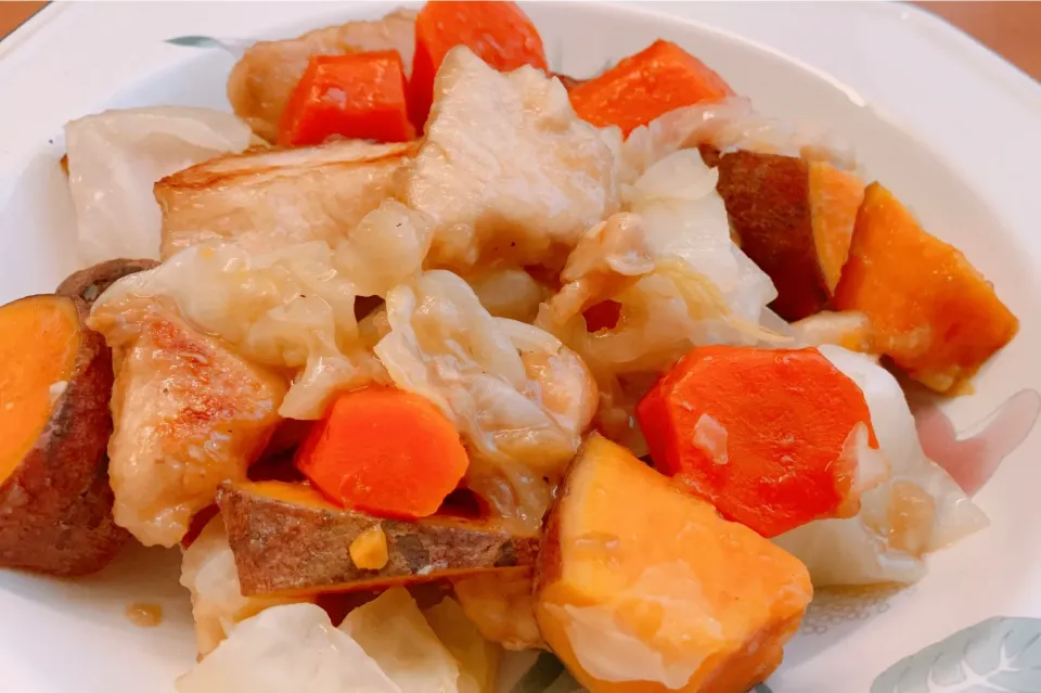 さつまいもと鶏むね肉の甘辛炒め煮|Fo0さん