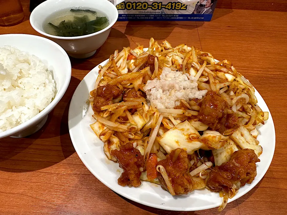 肉野菜炒め定食肉大盛り辛味ポン酢味アブラ多め|マハロ菊池さん