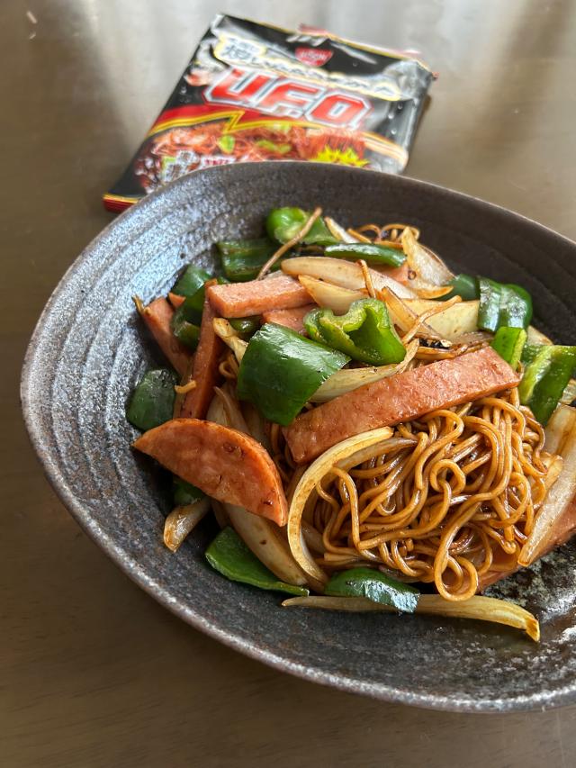 なべ 青森なべ焼うどん – 津軽こだわり麺工房 高砂 本店／高砂食品株式会社