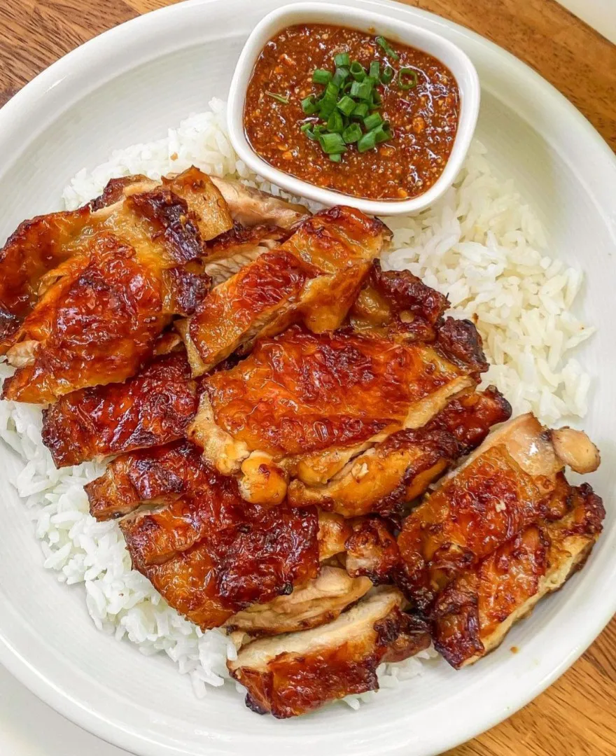 Spiced Grilled Chicken Over Rice 🐔🍚
...
... 
Tender, Juicy & Yummylicious 🤤|An'leeさん