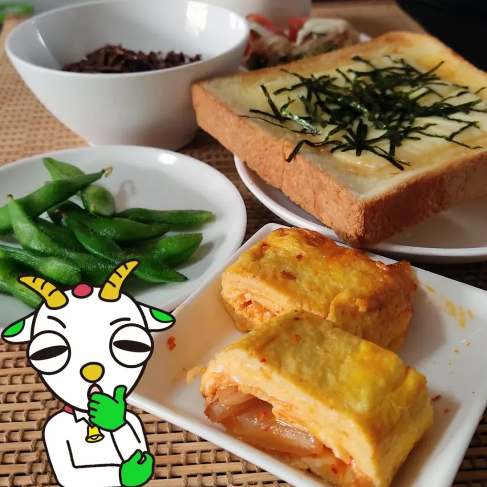 Snapdishの料理写真:キムチ入り玉子焼き|Rピージャーさん