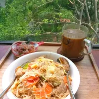 Stir Fried Rice Vermicelli 🍝|Shwe Htetさん