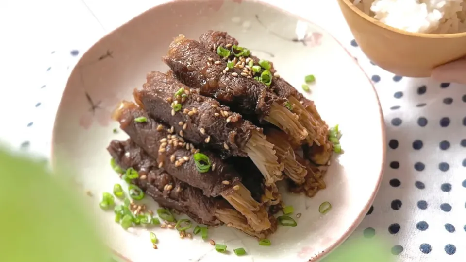 Enoki mushroom beef rolls きのこの牛肉卷キ|TheLazyPigCookingさん