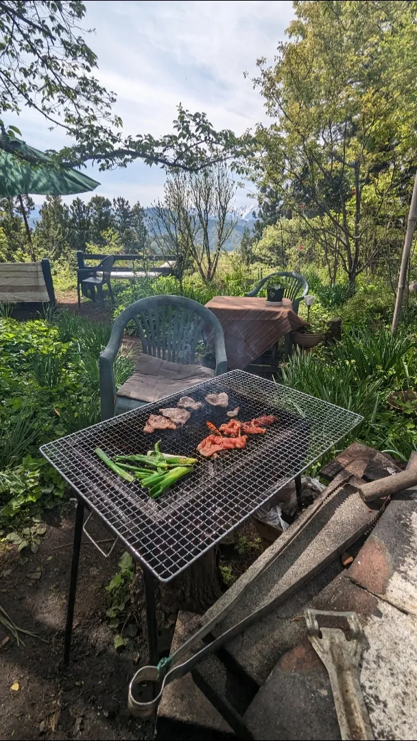 Snapdishの料理写真:庭で焼肉🍻
息子家族、両親と🍻|miyuki🌱さん