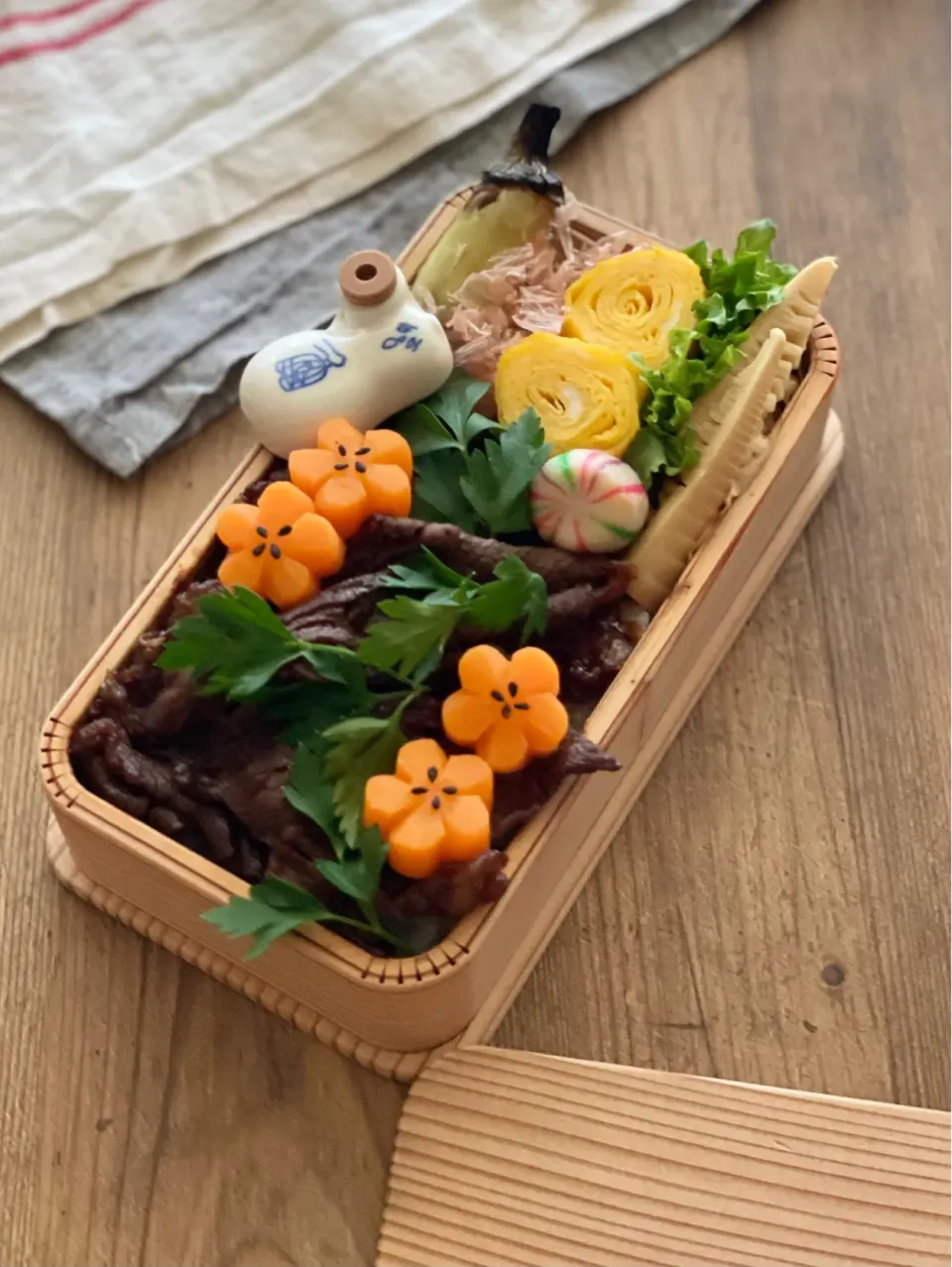 今日のお弁当🍱〜牛めしとベジ食べる自分弁当〜|chiaki3（平川ちあき）さん