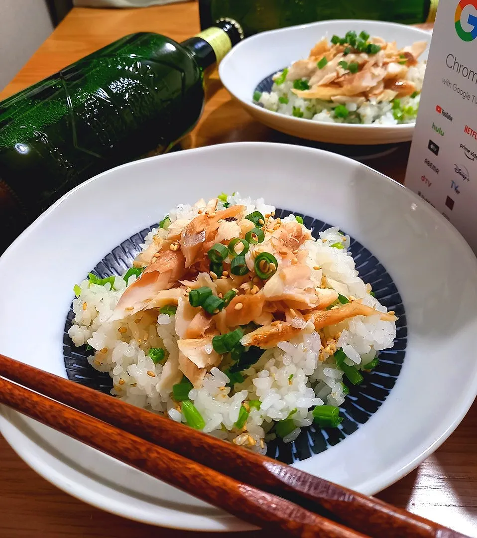 〆のご飯。鯵とほうれん草のご飯🐟️|ナオミさん