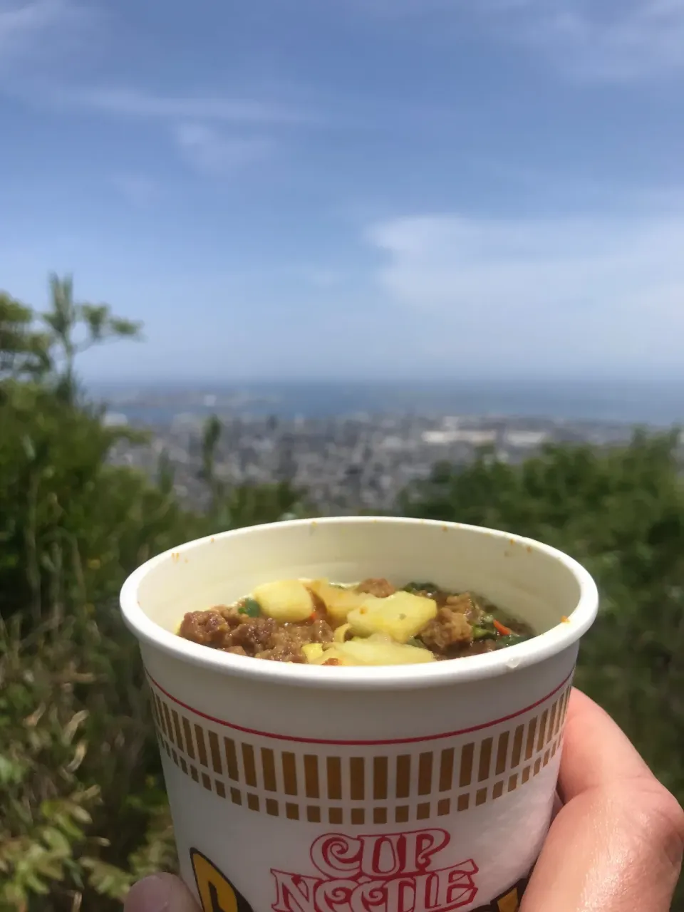 高取山でカップヌードルカレー^ ^|saturnさん