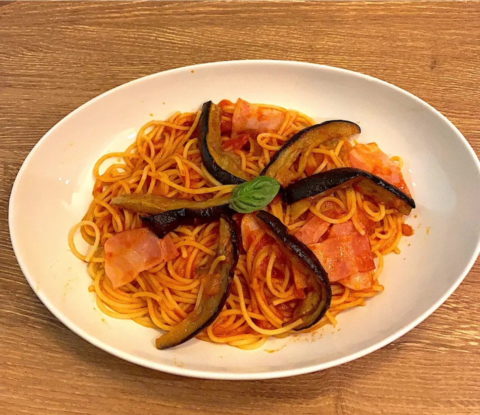 ナスとベーコンのスパゲティ🍝|💙💙渡辺翔太💙💙さん