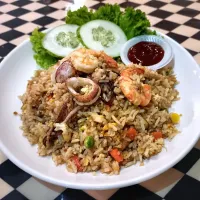 Snapdishの料理写真:Seafood Fried Rice Kebabom 🤭🤭|Soul Legacyさん