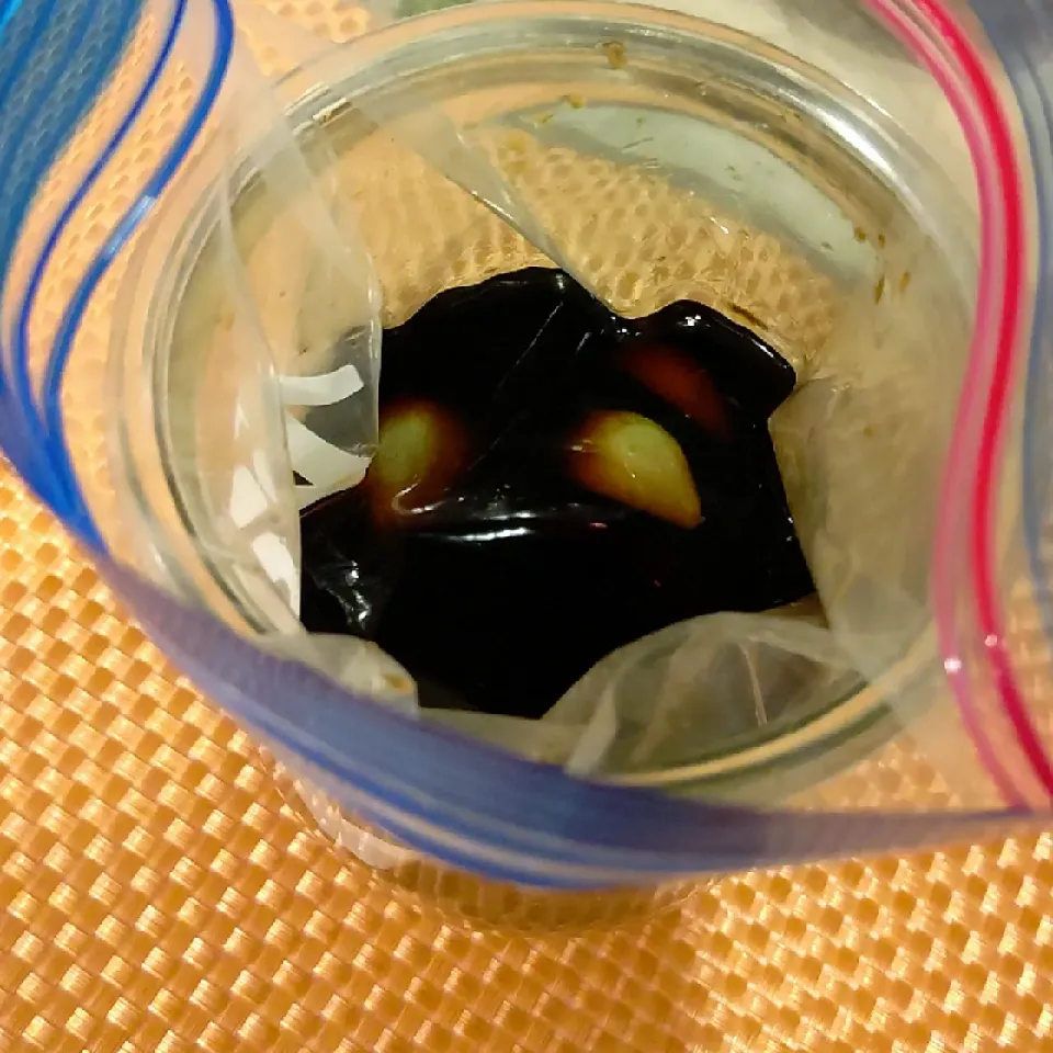 魔女にんにく🧄      醤油タレ|まゆみさん