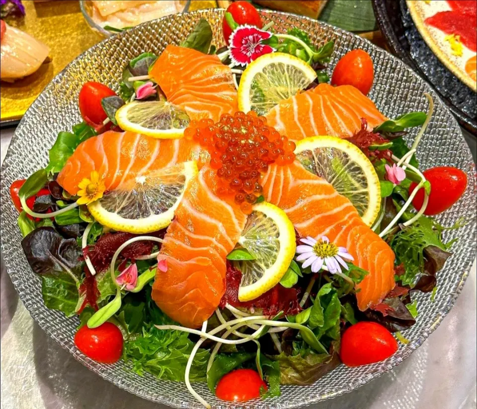 The Healthy Fresh Salmon Salad 🐟🥗
...
...
Really Colorful & Flavorful! 🥰|An'leeさん