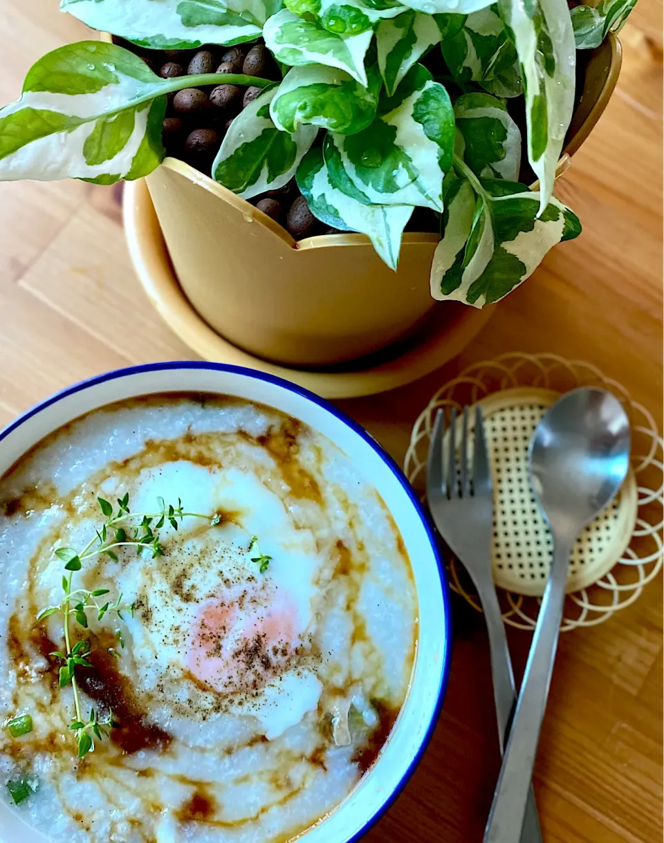 Snapdishの料理写真:Congee with Pork balls|Lamonrockyさん